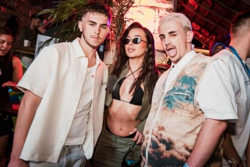 Balcan Blaze_Desingerica_Jeffrey Jemric-1964